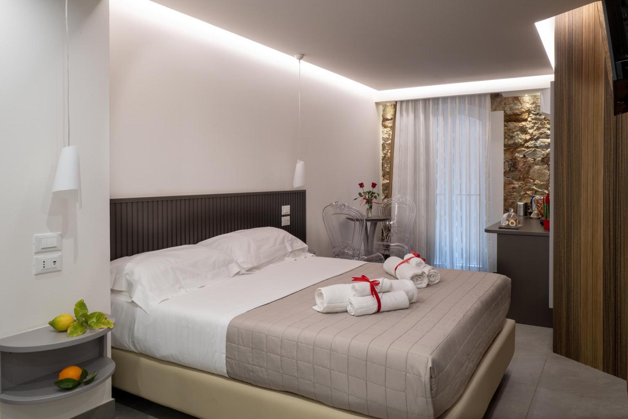Taormina Charming Rooms Zewnętrze zdjęcie