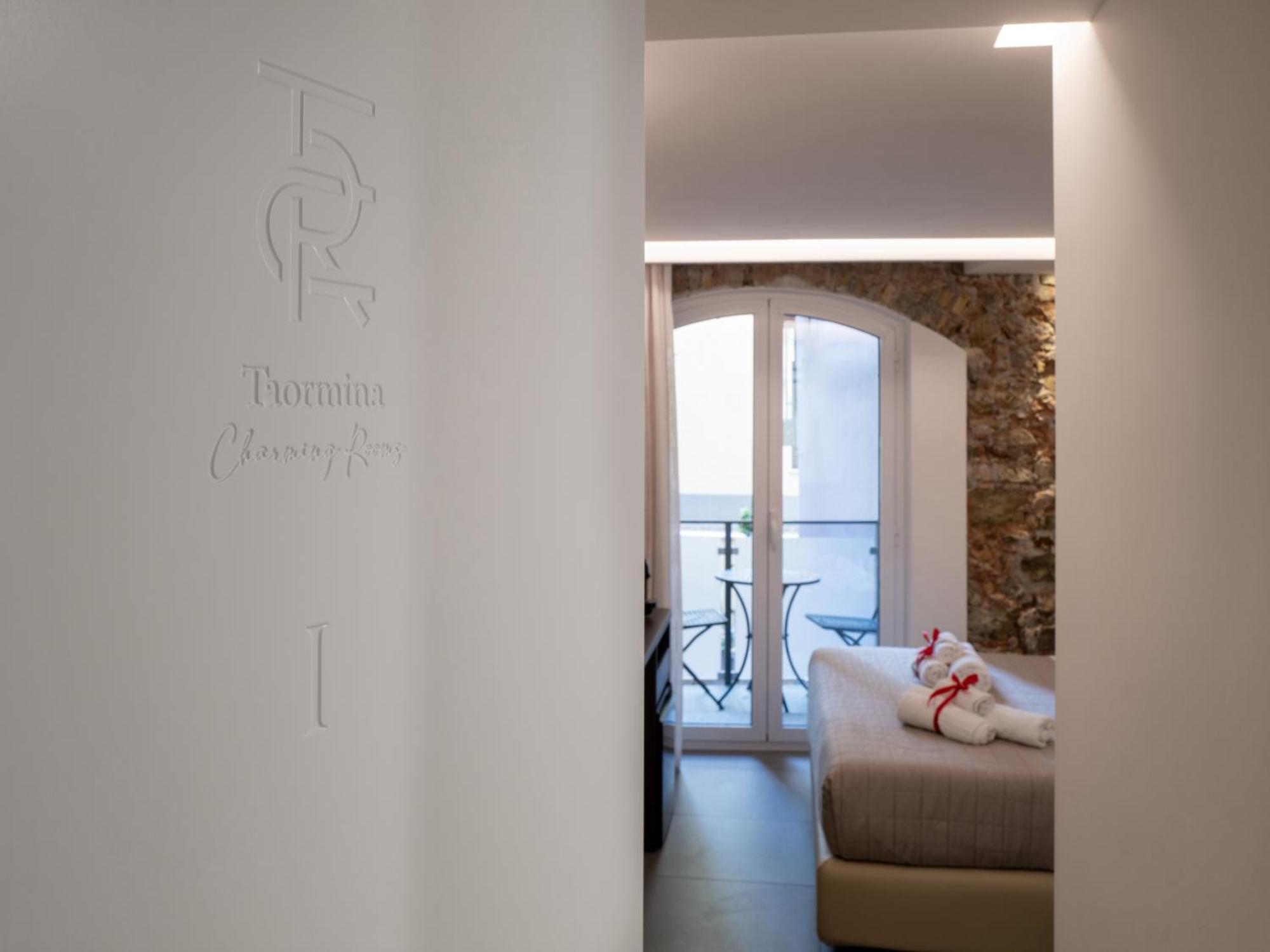 Taormina Charming Rooms Zewnętrze zdjęcie